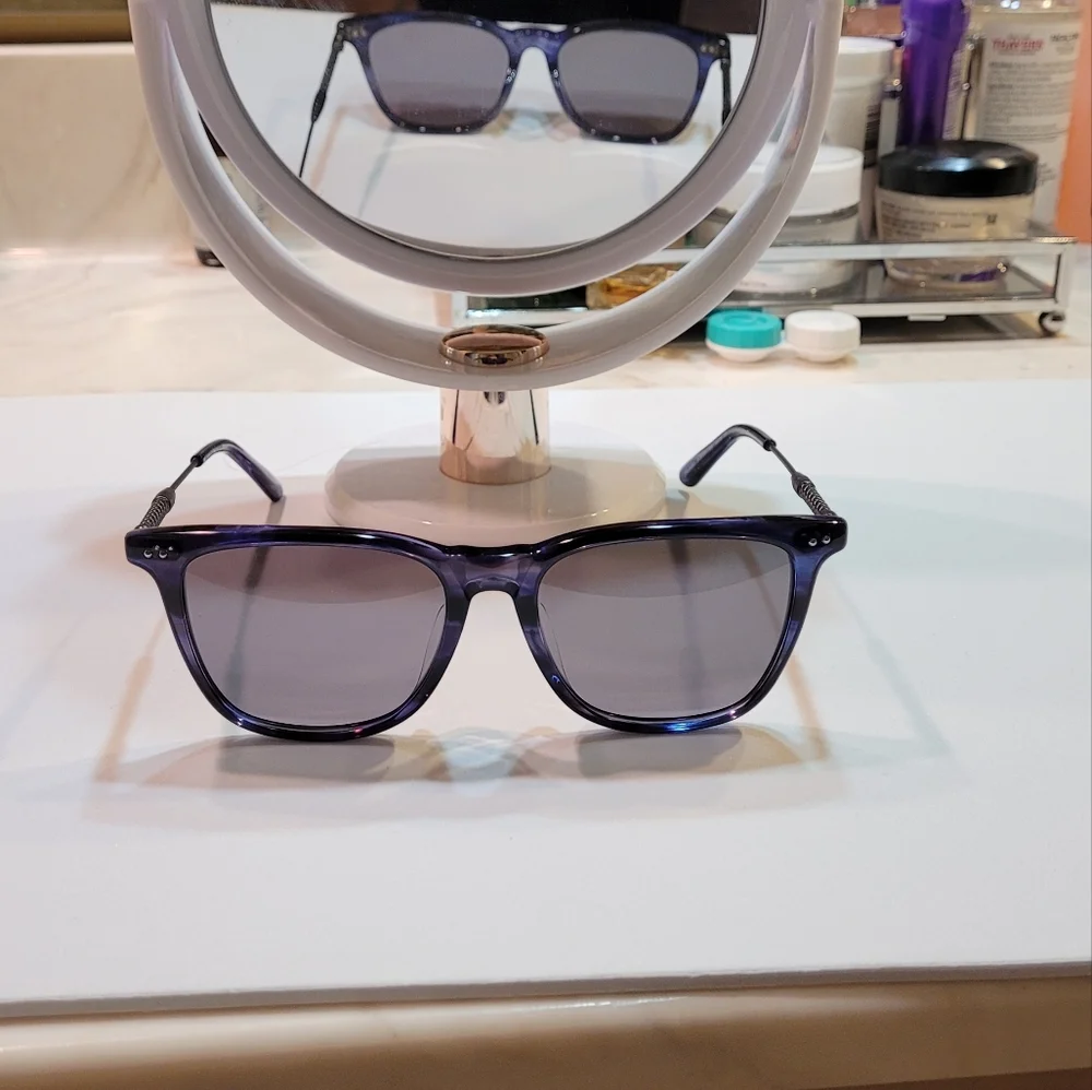 Botegga Veneta Unisex Italian Sunglasses